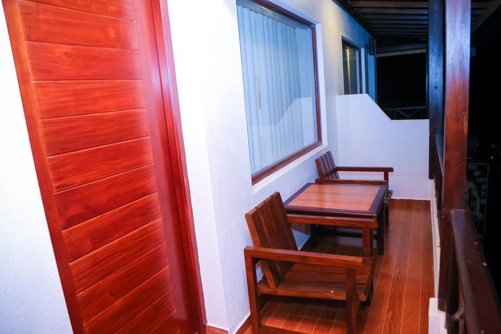 Cozy Sea View Inn Hikkaduwa Exterior foto